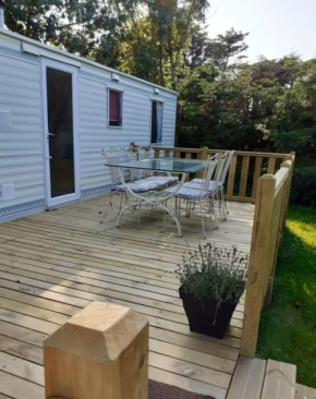 Bungalow de 3 chambres avec vue sur la mer et jardin clos a Reville
